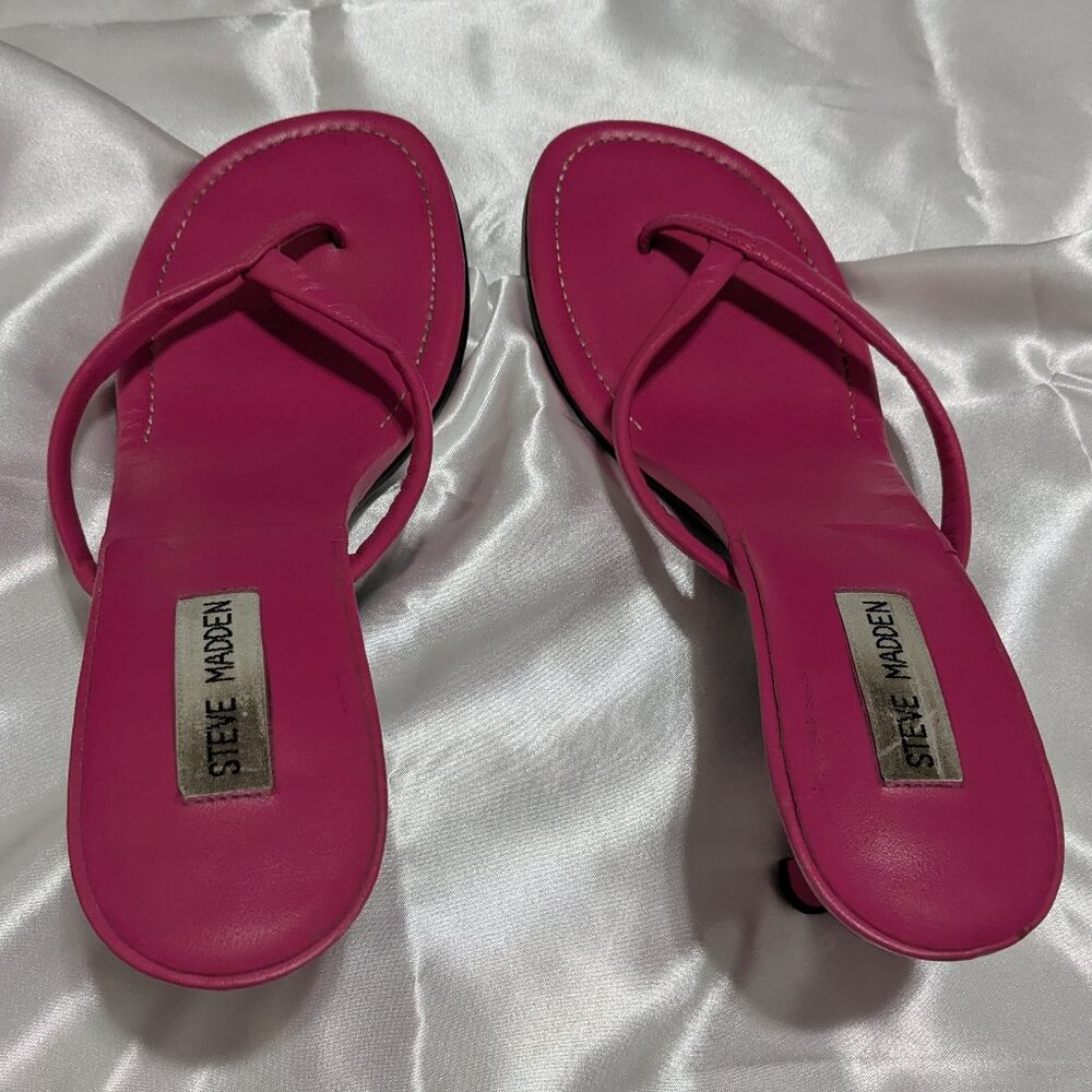 Steve Madden 'Gumdrop' thong pumps size 10B - Picture 2 of 6